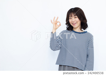 女人簽字好 142400538