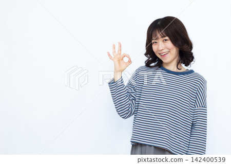 女人簽字好 142400539