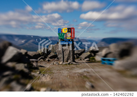 stacked boulders, large boulders, stone installation, rock sculpture, stacked rocks, BigWood, Khibiny Mountains, Mount Aikuainvenchorr, Aikuainvenchorr, Kirovsk, Murmansk Region, Russia, Russian North 142402292