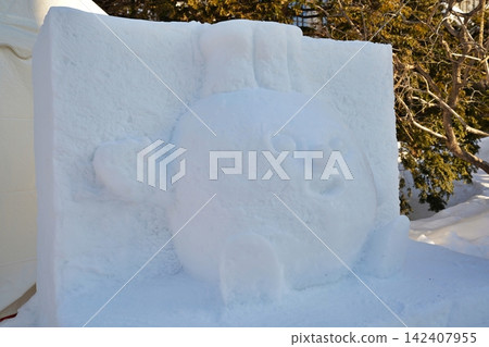 這是札幌冰雪節大通公園舉辦場地的場景。 這是札幌冰雪節大通公園舉辦場地的場景。 142407955
