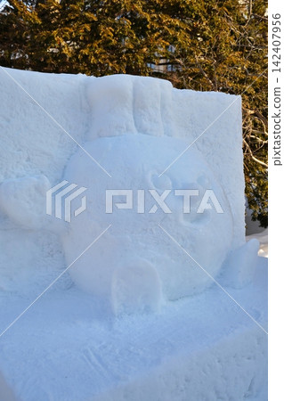 這是札幌冰雪節大通公園舉辦場地的場景。 這是札幌冰雪節大通公園舉辦場地的場景。 142407956