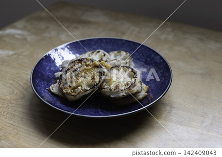 Grilled lotus root and yam Grilled lotus root and yam 142409043
