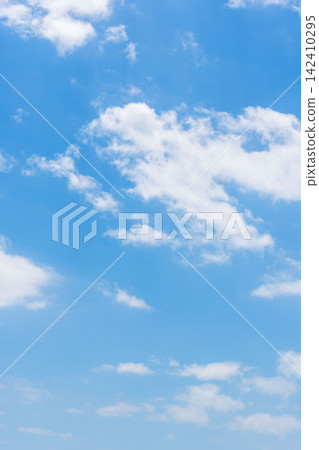夏日湛藍的天空與廣闊的夏日雲朵 31 夏日湛藍的天空與廣闊的夏日雲朵 31 142410295