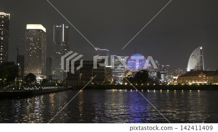 Night view of Yokohama Port Night view of Yokohama Port 142411409