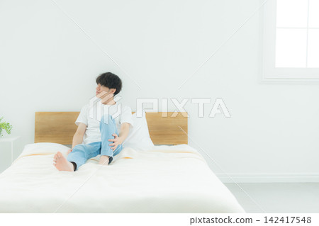 寢室裡的男人》 寢室裡的男人》 142417548