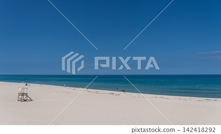 White sandy beaches and blue sea - Iwami Seaside Park White sandy beaches and blue sea - Iwami Seaside Park 142418292