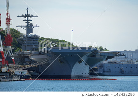 美國航空母艦「喬治華盛頓號」停靠在橫須賀港。 2026年5月5日 美國航空母艦「喬治華盛頓號」停靠在橫須賀港。 2026年5月5日 142422296