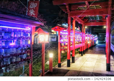 紅色牌坊 紅色牌坊 142424106