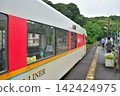 MR600 series diesel railcar entering Matsuura Railway Takaiwa Station 142424975