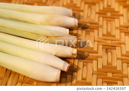 Fresh lemongrass stalks, a healthy herb and vegetable for cooking. 142426397