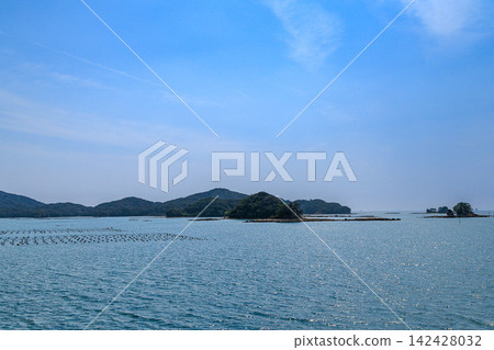 Sasebo City, Nagasaki Prefecture: Touring the Kujukushima Islands by sightseeing boat - Bird's Nest Island Sasebo City, Nagasaki Prefecture: Touring the Kujukushima Islands by sightseeing boat - Bird's Nest Island 142428032