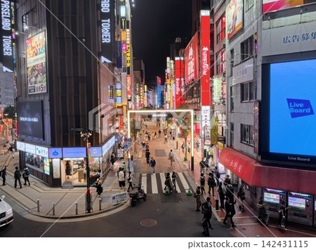 新宿霓虹街 新宿霓虹街 142431115