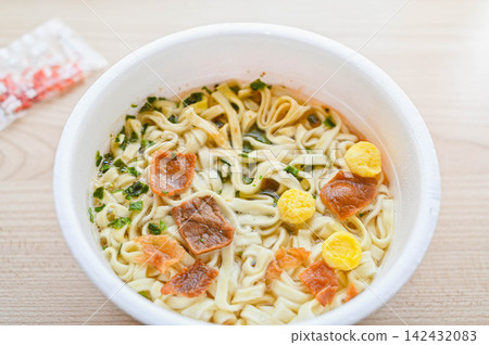 熱騰騰的沖繩蕎麥麵 142432083