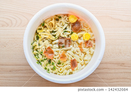 熱騰騰的沖繩蕎麥麵 142432084