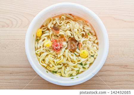 熱騰騰的沖繩蕎麥麵 142432085