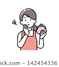 An illustration of a housewife (a childcare worker, a house cleaner) holding her wallet and looking troubled. 142434336