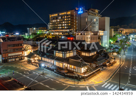 Night view of Dogo Onsen Main Building in Matsuyama City, Ehime Prefecture Night view of Dogo Onsen Main Building in Matsuyama City, Ehime Prefecture 142434959