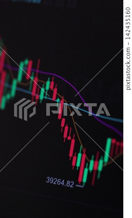 Vertical video. Stock market online downtrend chart of Bitcoin currency - investment, e-commerce, finance concept Vertical video. Stock market online downtrend chart of Bitcoin currency - investment, e-commerce, finance concept 142435160