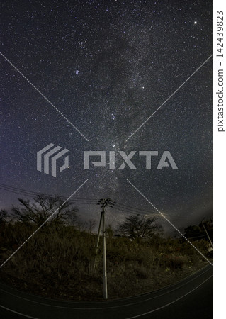 冬季星空：仙后座和北銀河 142439823