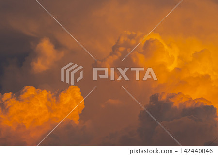 Cumulonimbus clouds illuminated by the setting sun b-1 Cumulonimbus clouds illuminated by the setting sun b-1 142440046