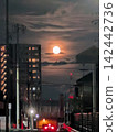Full moon in a residential area 142442736
