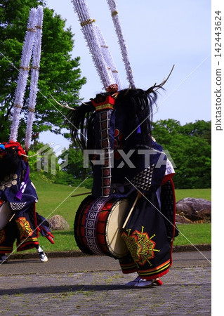 Performing Kagura at the Kagura Country Festival Performing Kagura at the Kagura Country Festival 142443624