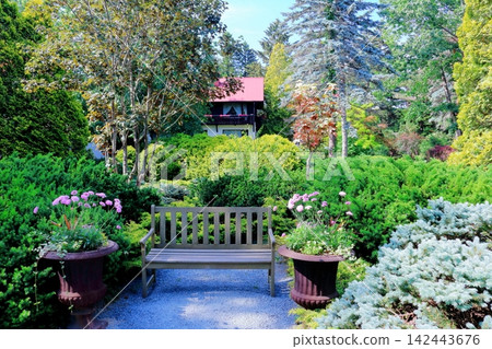 A Journey Through Hokkaido: Manabe Garden in June; Manabe Garden in Spring A Journey Through Hokkaido: Manabe Garden in June; Manabe Garden in Spring 142443676