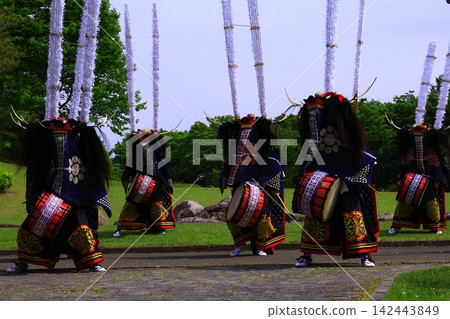 Performing Kagura at the Kagura Country Festival Performing Kagura at the Kagura Country Festival 142443849
