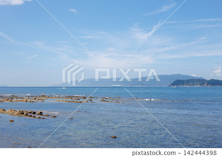 淡島神社旁的大海 淡島神社旁的大海 142444398