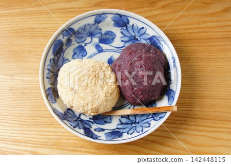 紅豆麻糬,黃豆粉麻糬 紅豆麻糬,黃豆粉麻糬 142448115