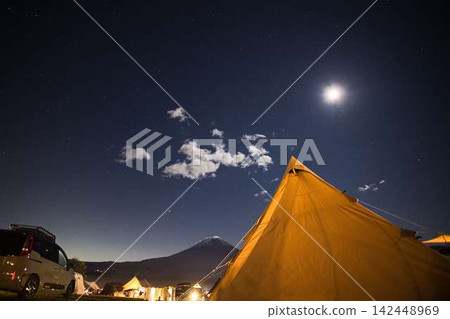 滿月之夜露營 滿月之夜露營 142448969