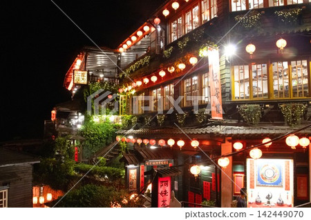 Taiwan Trip: Night View of Jiufen Taiwan Trip: Night View of Jiufen 142449070
