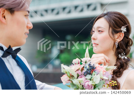 街頭婚禮,戶外,新郎新娘 街頭婚禮,戶外,新郎新娘 142450069