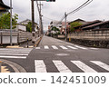 地方道路：自 2026 年 9 月 1 日起，當地道路的法定速限將從 60 公里/小時降至 30 公里/小時。 142451009
