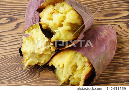 Baked sweet potato Baked sweet potato 142451569