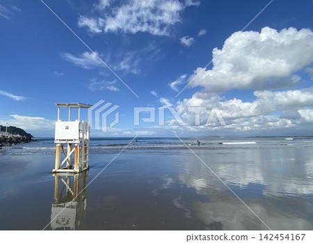 湘南江之島西濱海灘夏季游泳區 142454167