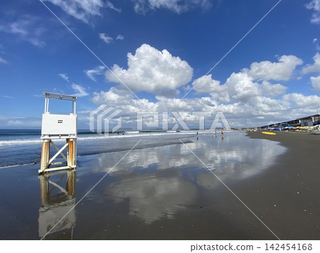 湘南江之島西濱海灘夏季游泳區 142454168