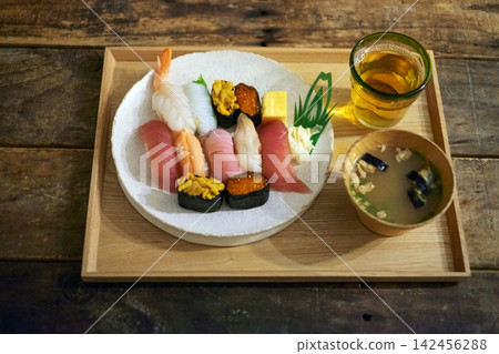 壽司和味mis湯 壽司和味mis湯 142456288