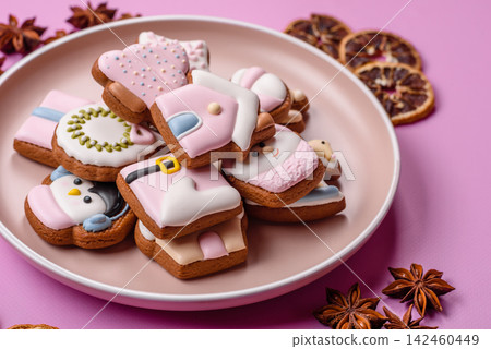 Sweet, colorful, homemade Christmas gingerbread cookies. Christmas gingerbread cookies 142460449