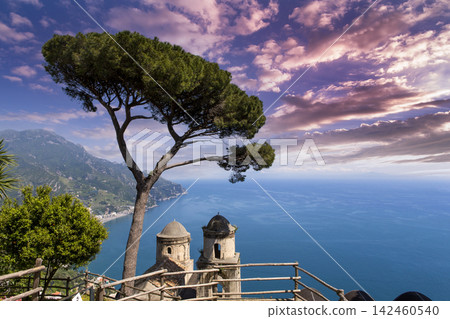 Coastline in Ravello, Amalfi coast, italy Coastline in Ravello, Amalfi coast, italy 142460540