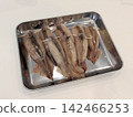 Homemade squid stuffed with rice - preparation before cooking 142466253