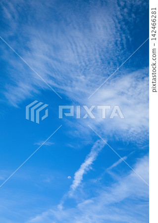 Summer blue sky and white clouds Summer blue sky and white clouds 142466281