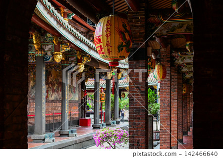 台灣台北市台龍通保安宮 142466640