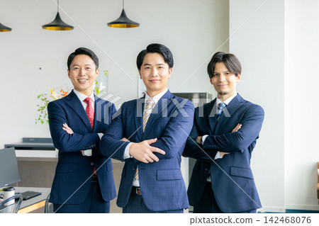 商務人士團隊 142468076