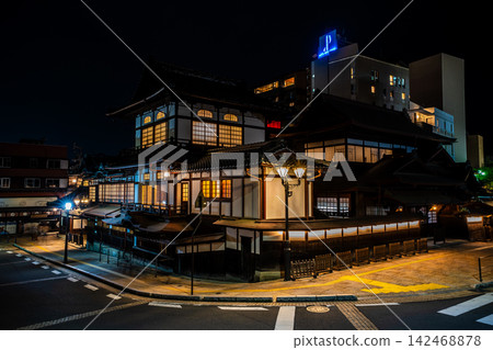 Night view of Dogo Onsen [Matsuyama City, Ehime Prefecture] 142468878