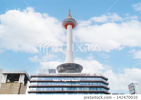 京都府京都市下京區京都塔/烏丸通七條 京都府京都市下京區京都塔/烏丸通七條 142470010