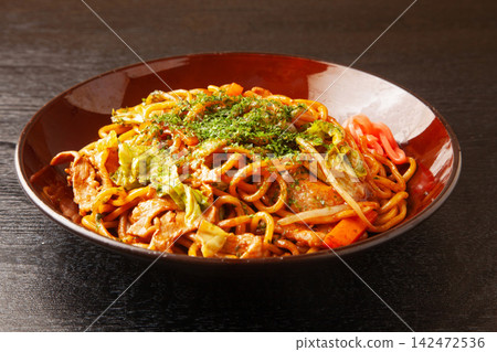 Fried noodles Fried noodles 142472536