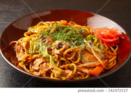 Fried noodles Fried noodles 142472537
