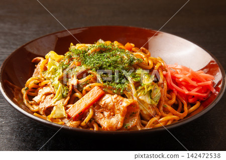 Fried noodles Fried noodles 142472538