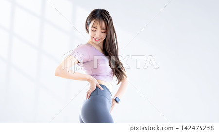 Women checking their body shape: Beauty image Women checking their body shape: Beauty image 142475238